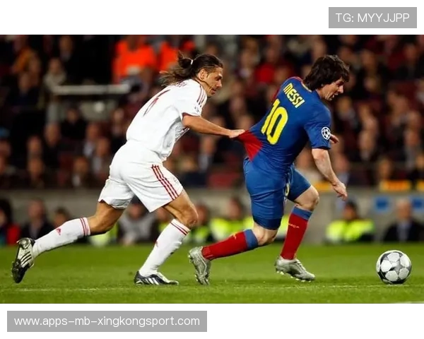 拜仁研究梅西式中路调节——塑造现代足球的创新密码 拜仁研究梅西式中路调节——塑造现代足球的创新密码